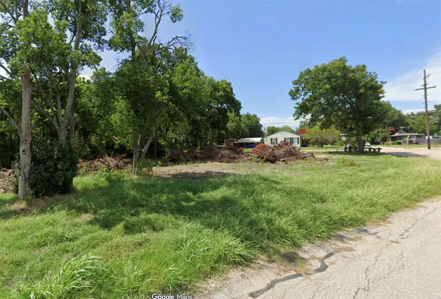 201 Neathery Street, Farmersville, TX 75442 - #3