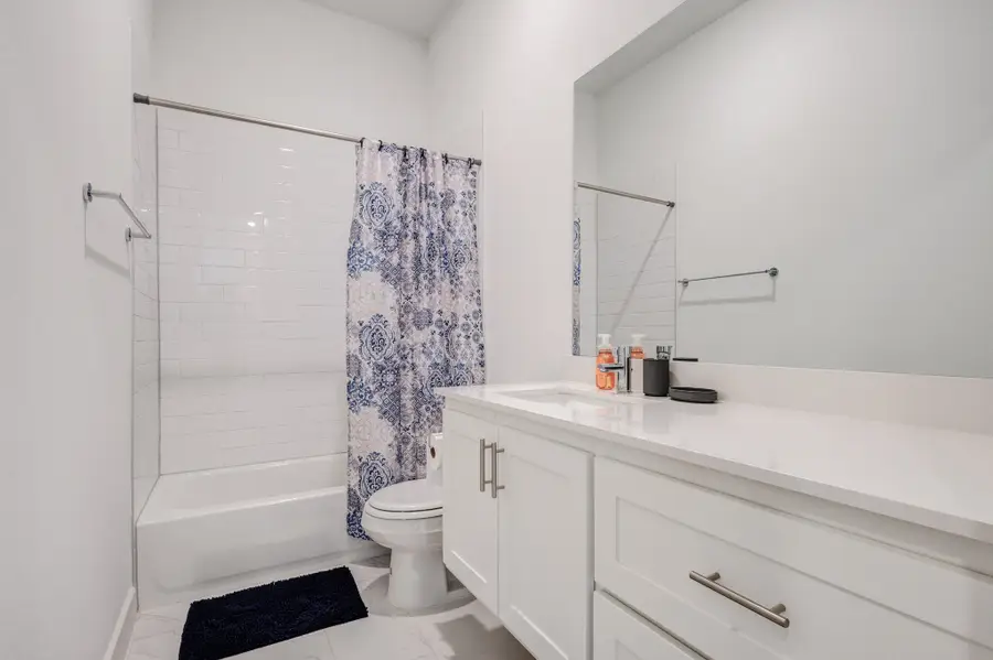 114 E Chester Court, Dallas, TX 75203 - #2