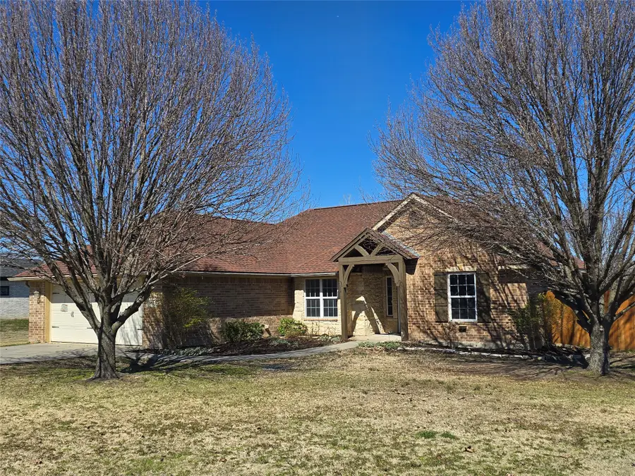 102 Butler Street, Savoy, TX 75479 - #3