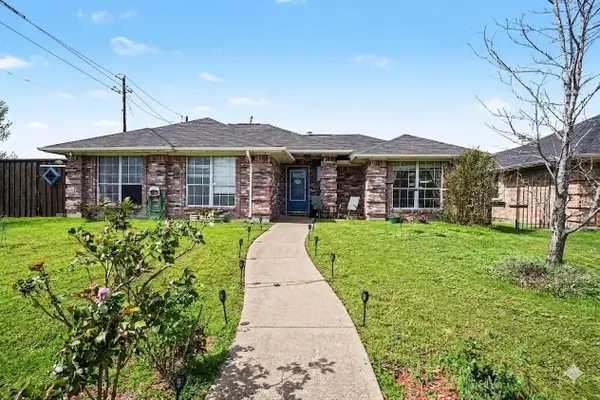 2621 Buck Drive, Mesquite, TX 75181