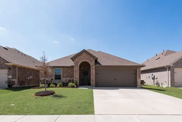 811 Dove Haven Way, Lavon, TX 75166
