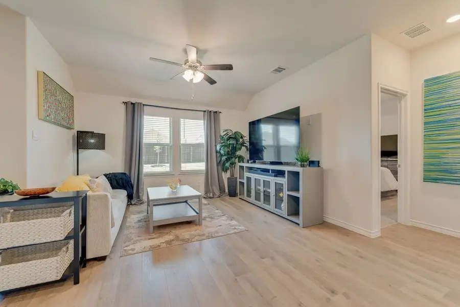 811 Dove Haven Way, Lavon, TX 75166 - #2