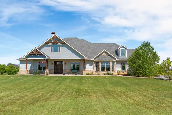 1206 Jc Maples Road, Gunter, TX 75058