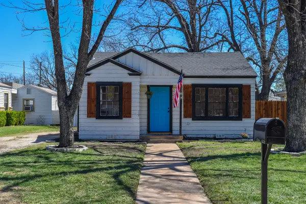 1202 N Grant, Brady, TX 76825