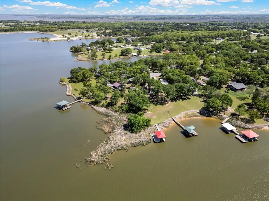 7605 Oakview Drive, Bonham, TX 75418 - #2