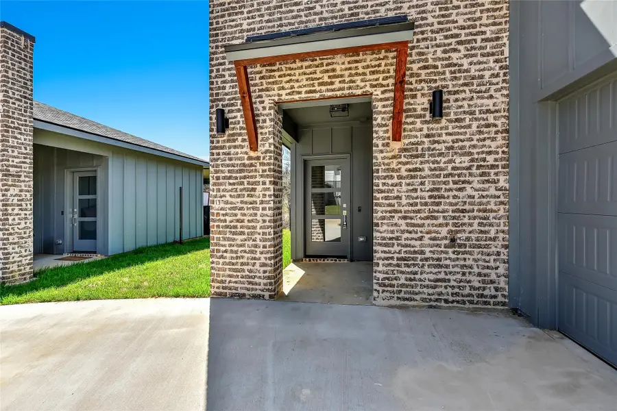3260 Crawford #401, Denison, TX 75020 - #3