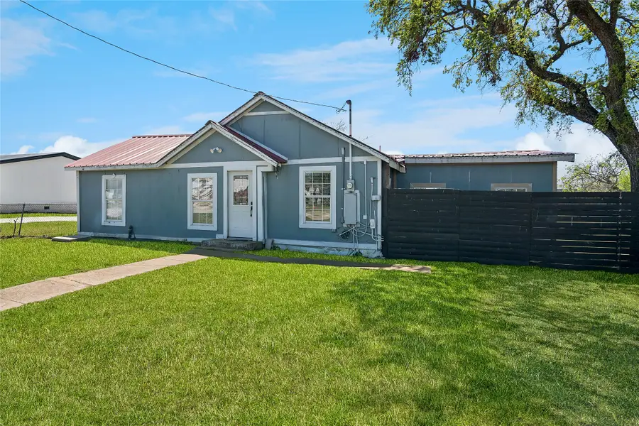 126 Alexander Street, Hillsboro, TX 76645 - #2