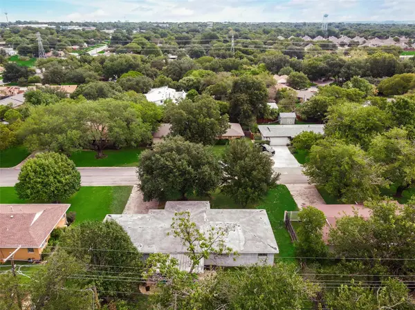 3812 Springbranch Drive, Benbrook, TX 76116