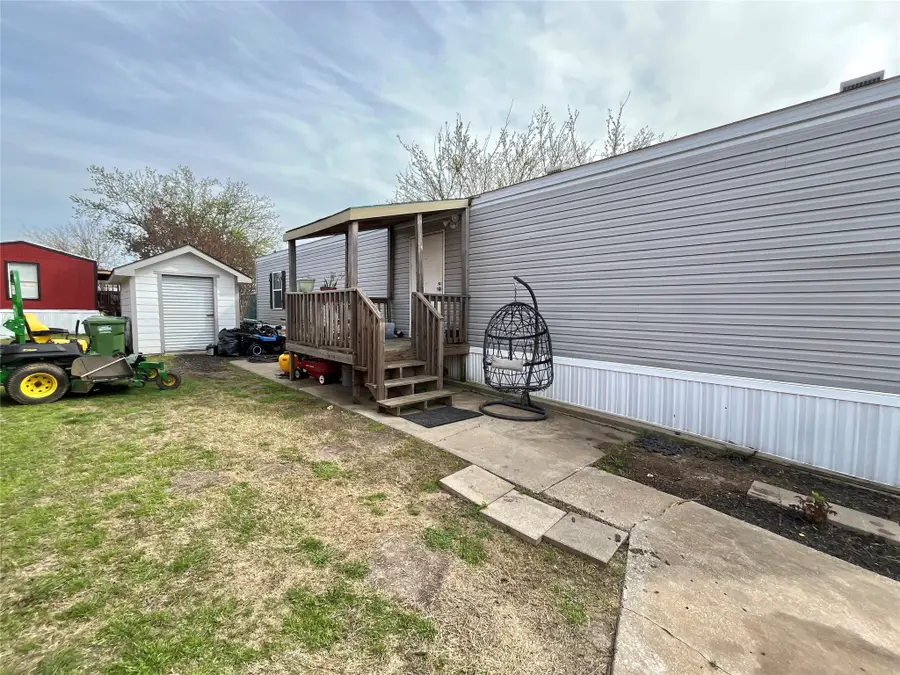 709 N Collins Frwy #130, Howe, TX 75459 - #3