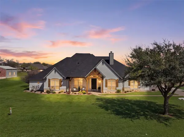 7021 Twin Hills Drive, Joshua, TX 76058