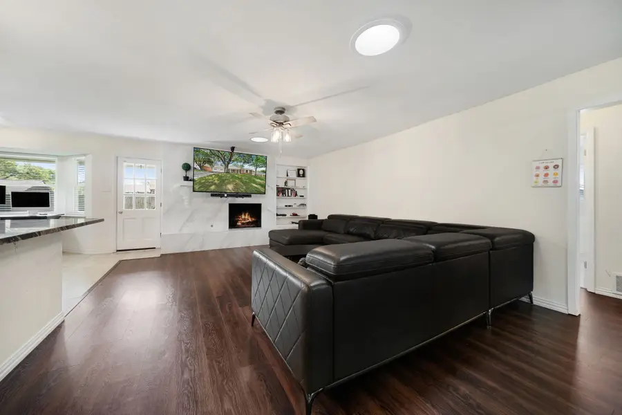 1803 Windlea Drive, Euless, TX 76040 - #3