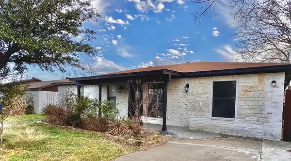 817 Loganwood Drive, Royse City, TX 75189