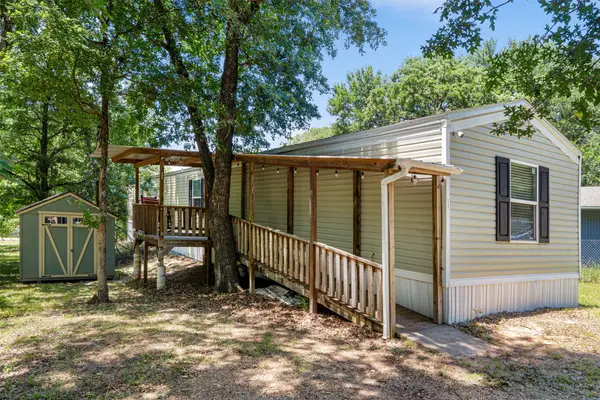 237 Wildwind Street, Gun Barrel City, TX 75156