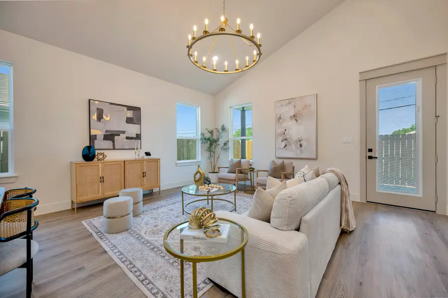 929 E Magnolia Avenue, Fort Worth, TX 76104 - #2