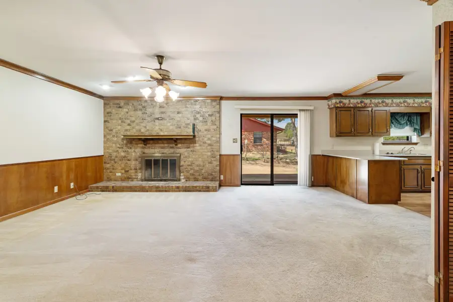 695 20th Street Ne, Paris, TX 75460 - #3