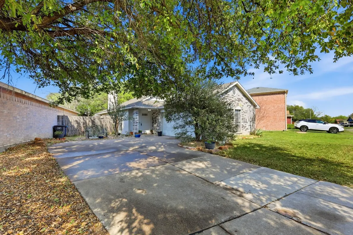 2532 Winding Road, Fort Worth, TX 76133 - #1