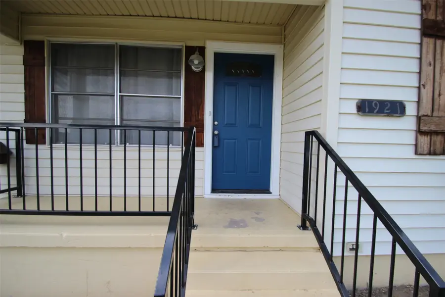 1921 Deborah Drive, Sherman, TX 75090 - #2