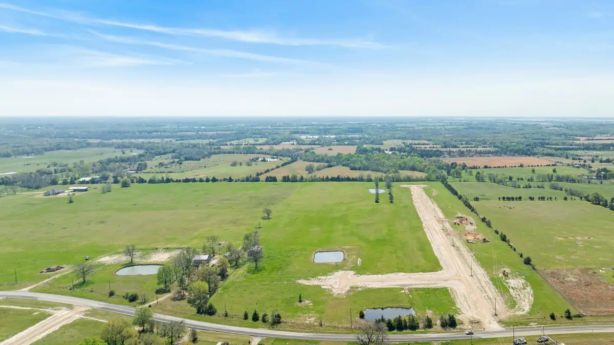 272 Private Road 33263, Sumner, TX 75486 - #1