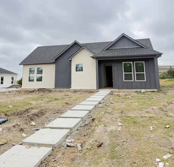 1126 Gannon Lane, DeSoto, TX 75115