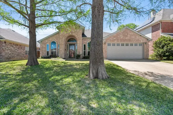 1202 Angel Fire Lane, Arlington, TX 76001