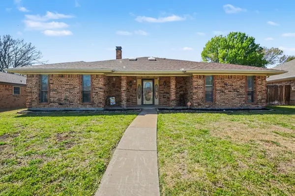205 Randy Lee Lane, McKinney, TX 75071