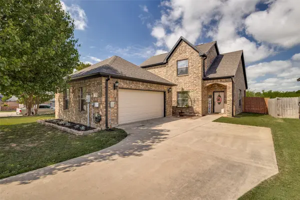 1 Pleasant Valley, Sanger, TX 76266