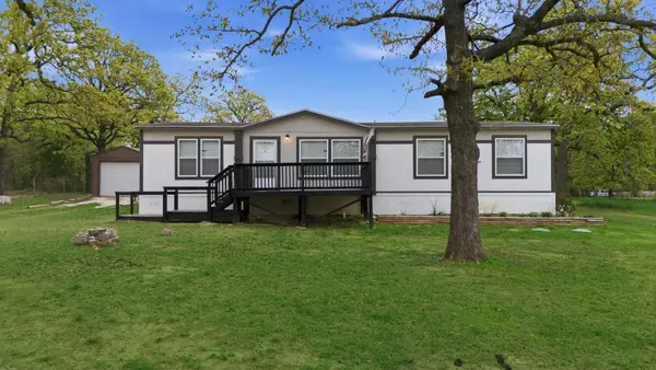 7334 W Line Road, Collinsville, TX 76233