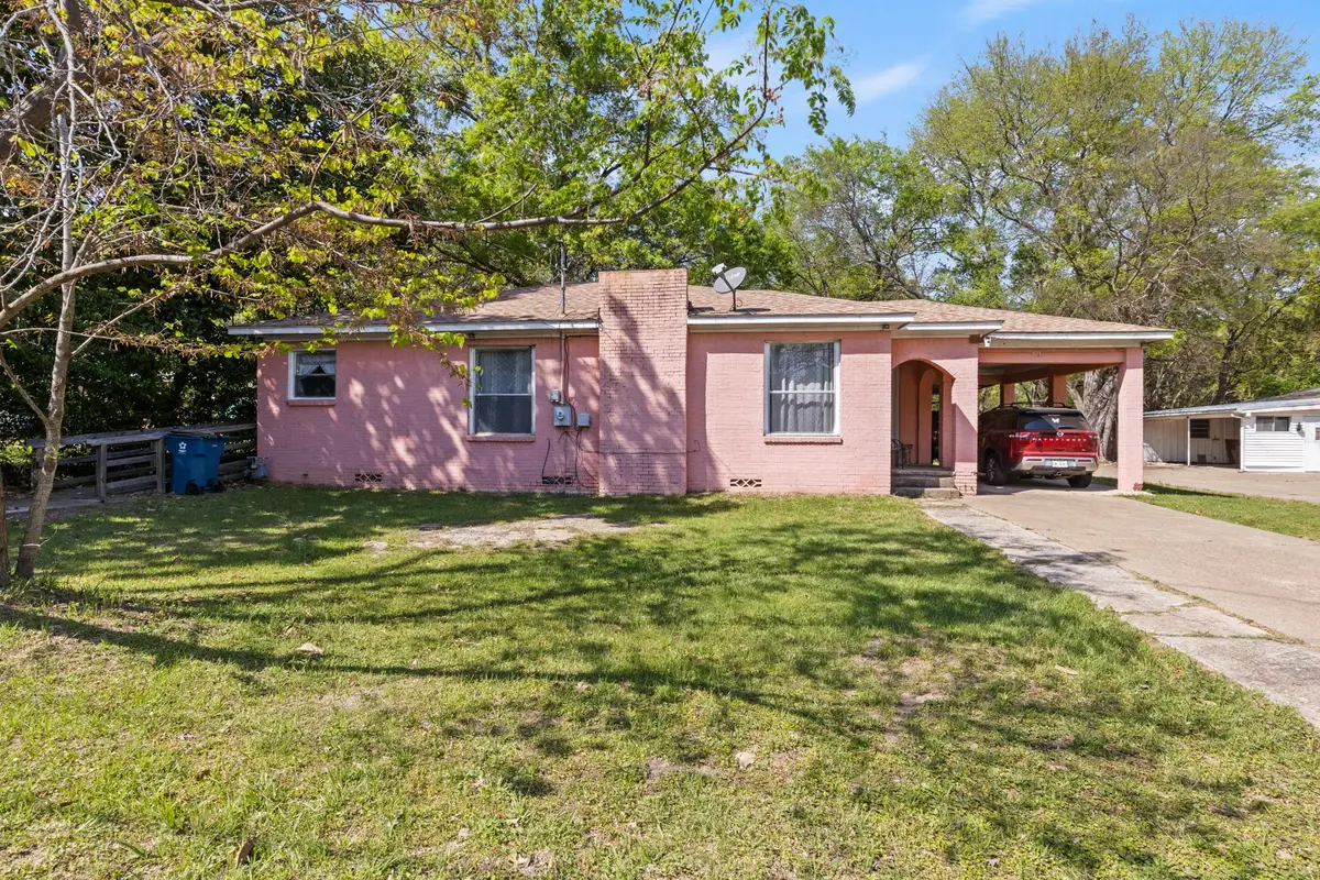 510 W 12th Street, Mount Pleasant, TX 75455 - #1