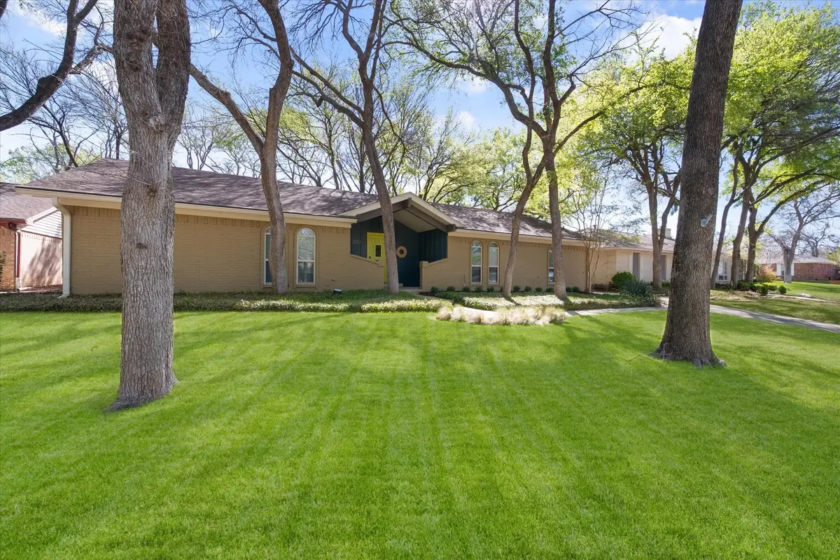2003 Botts Drive, Arlington, TX 76012 - #1