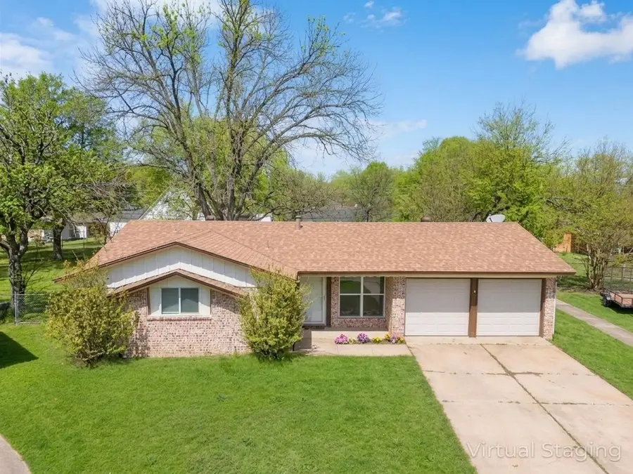 308 Jasmine Court, Burleson, TX 76028 - #2