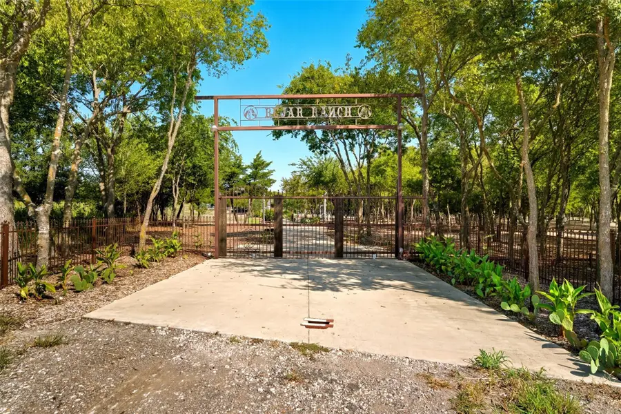 1431 Fm 85, Ennis, TX 75119 - #2
