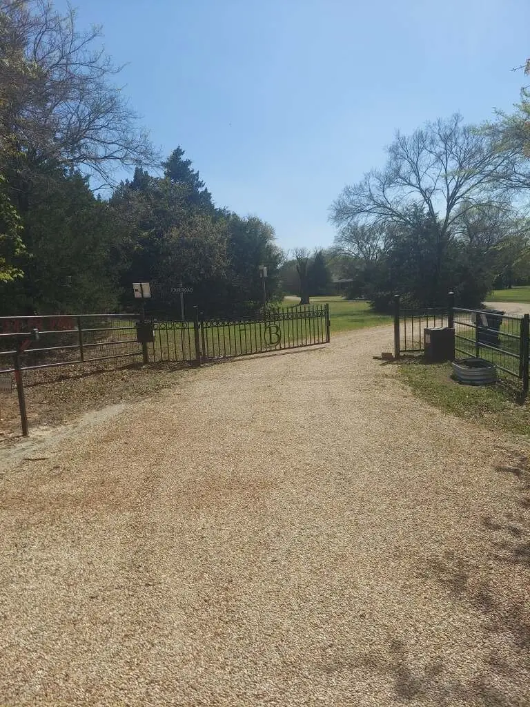 224 County Road 290, Collinsville, TX 76233 - #2