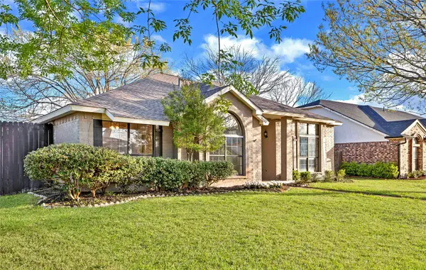 9433 Willard Street, Rowlett, TX 75088