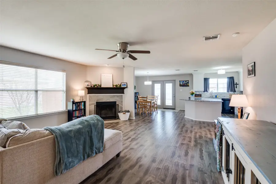 223 Gayleh Lane, Waxahachie, TX 75165 - #2