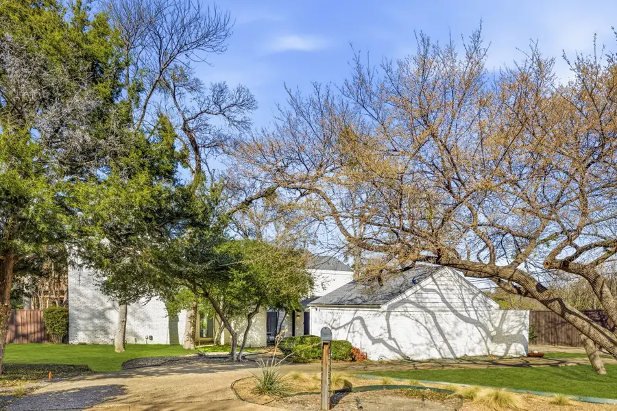 6815 Woodmark Court, Dallas, TX 75230 - #2