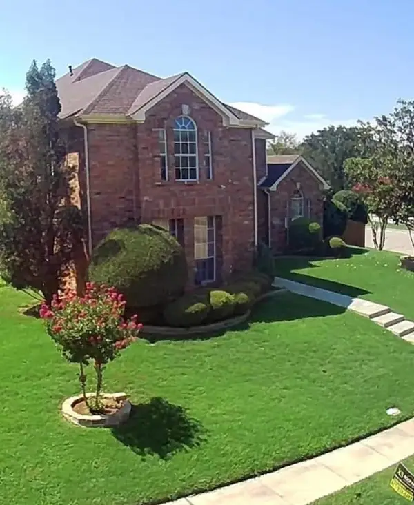 1422 Primrose Lane, Lewisville, TX 75077