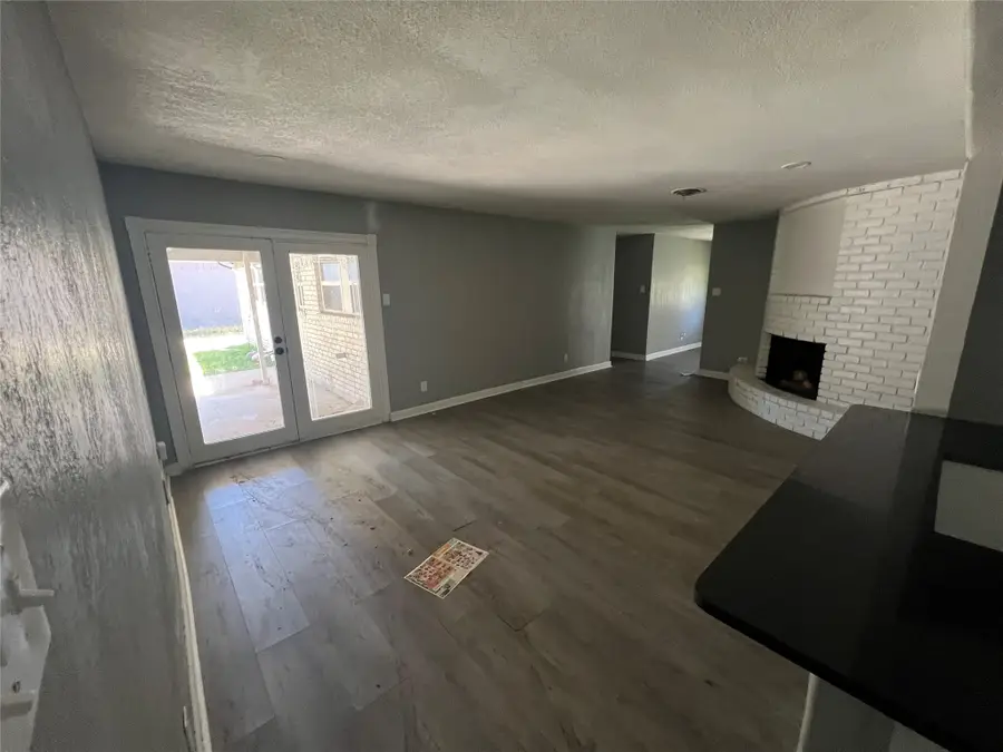 1306 Elby Street, Irving, TX 75061 - #2