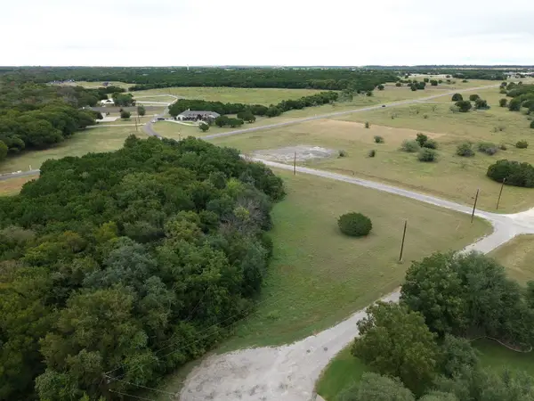 30087 Woodcrest Court, Whitney, TX 76692