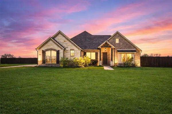 2451 Neck Road, Palmer, TX 75152