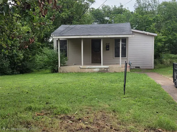 1212 Mclean Avenue, Dallas, TX 75211