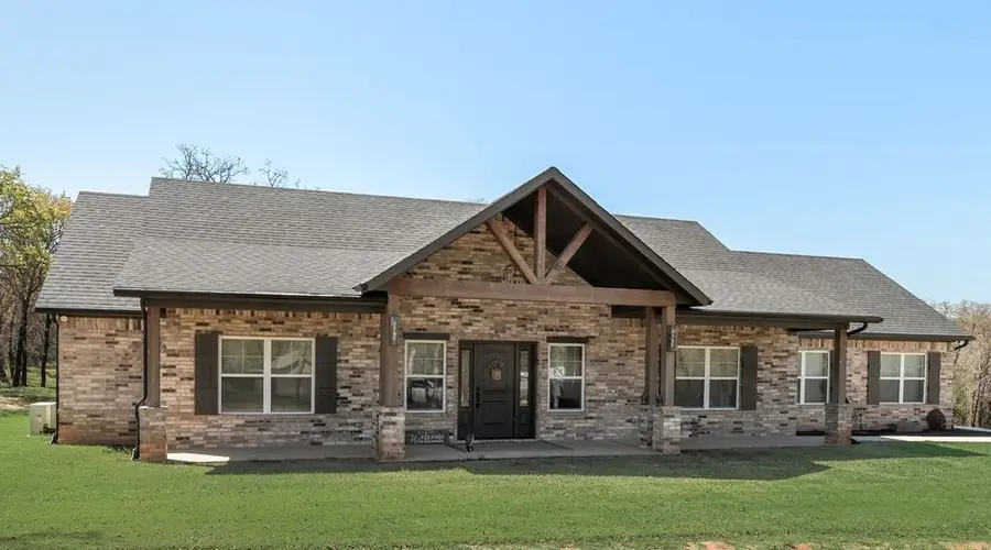 245 Creek Crossing Street, Alvord, TX 76225 - #2