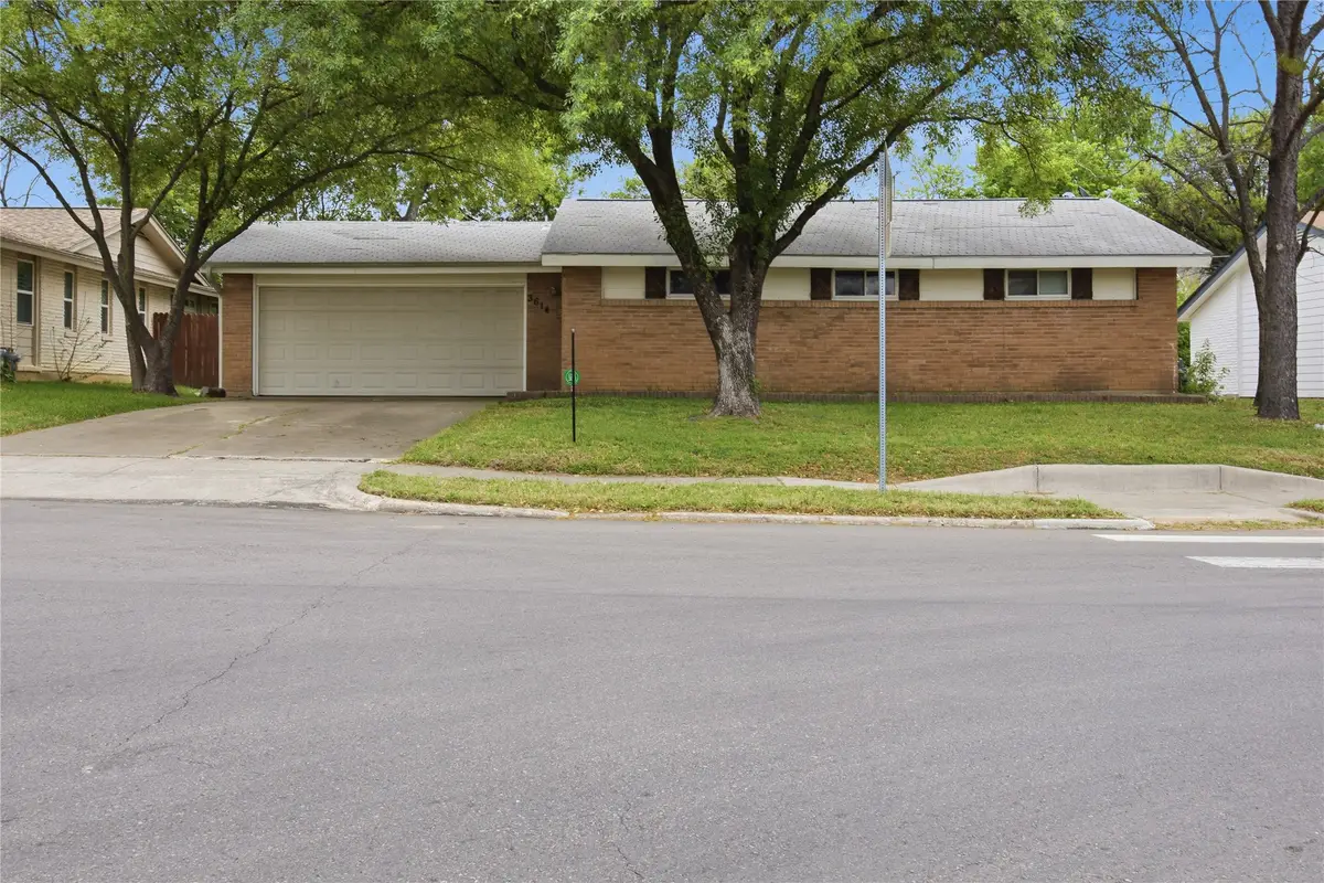 3614 Windsor Street, Irving, TX 75062 - #1