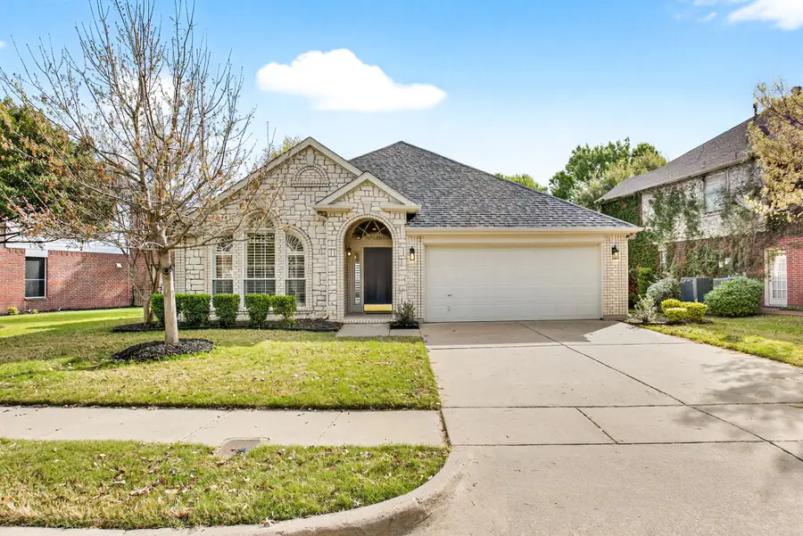 5746 Walnut Creek Drive, Fort Worth, TX 76137 - #2