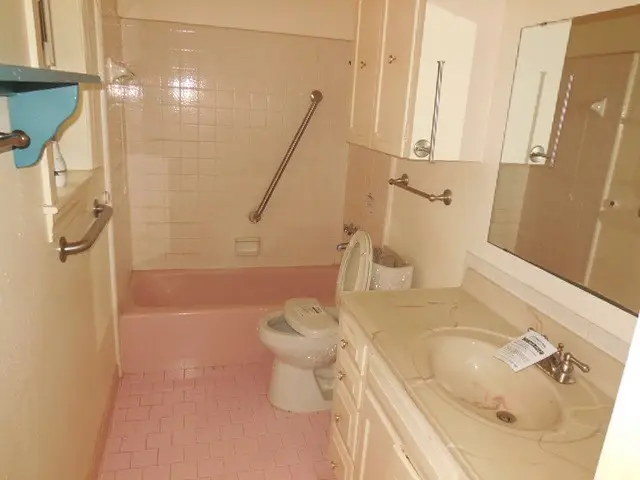 2144 Crabapple Drive, Shreveport, LA 71118 - #3