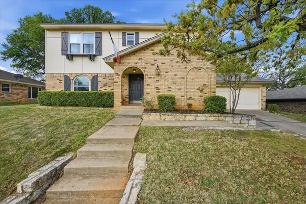 7237 Timberidge Drive, North Richland Hills, TX 76182