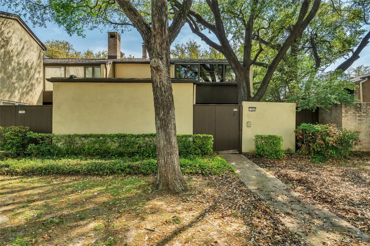1208 Lane Street, Irving, TX 75061 - #1
