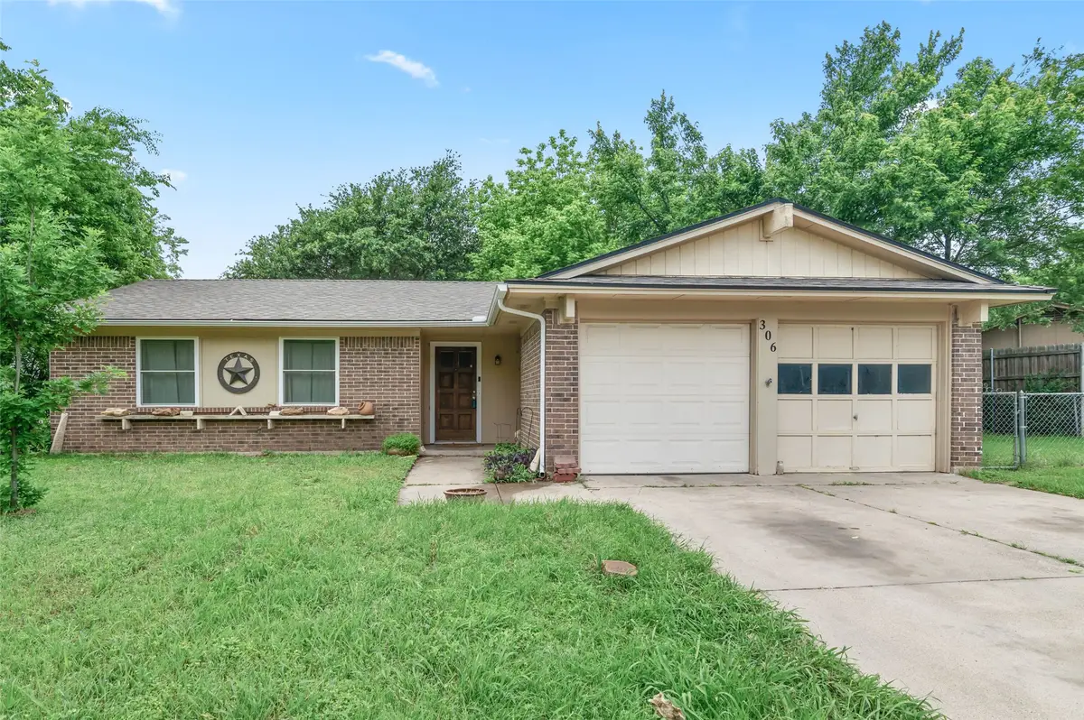 306 Bluebird Circle, Denton, TX 76209 - #1