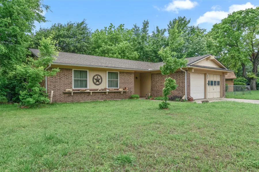 306 Bluebird Circle, Denton, TX 76209 - #2