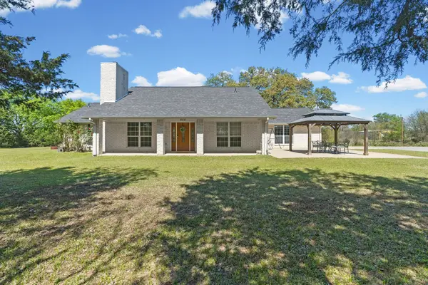 555 Rs County Road 4510, Point, TX 75472