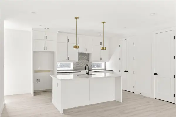 4711 Sylvester Street, Dallas, TX 75219